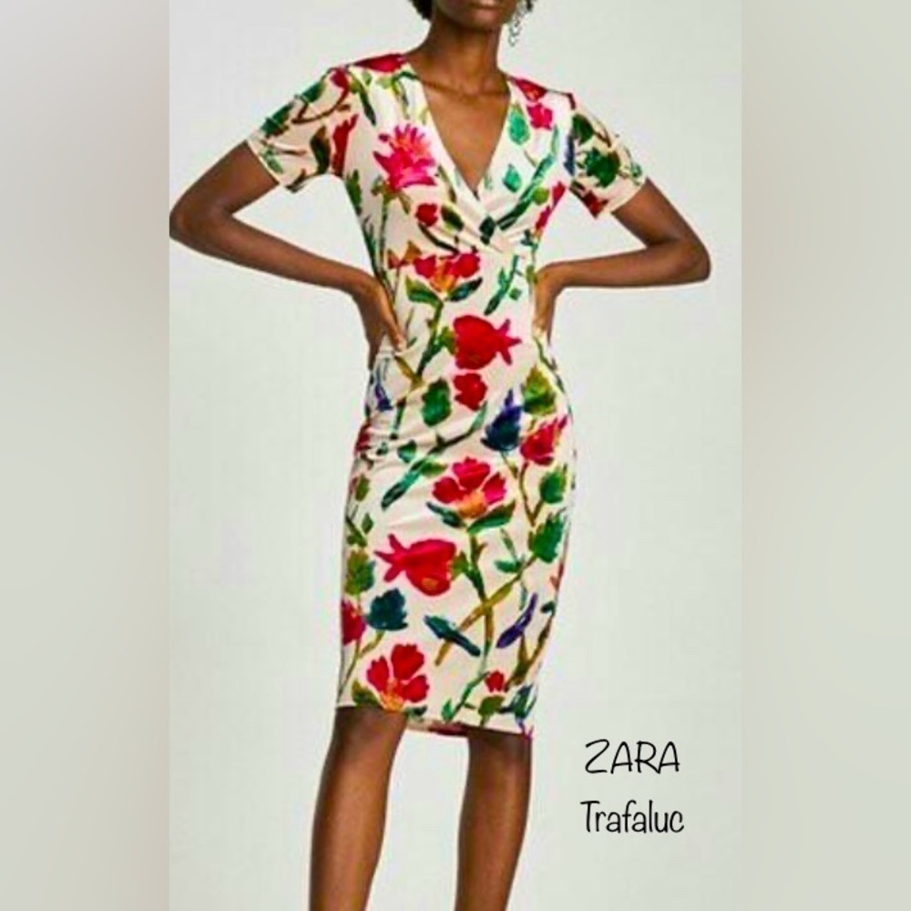 ZARA TRAFALUC Floral Velvet Midi Body con Dress Celebrity FAV size Small